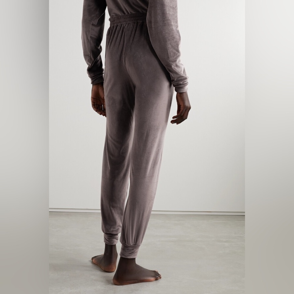 NWT SKIMS Velour Track Pants and Velour Soot Crop Top Set in Amethyst Size 2XL - Picture 2 of 10
